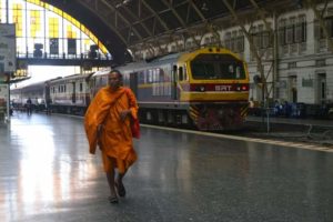 タイ国鉄の新型.旧型寝台列車を乗り比べと予約方法