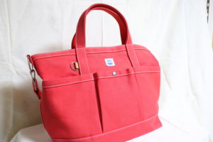 お洒落で可愛い【マウスのカメラトートバッグ】をレビュー